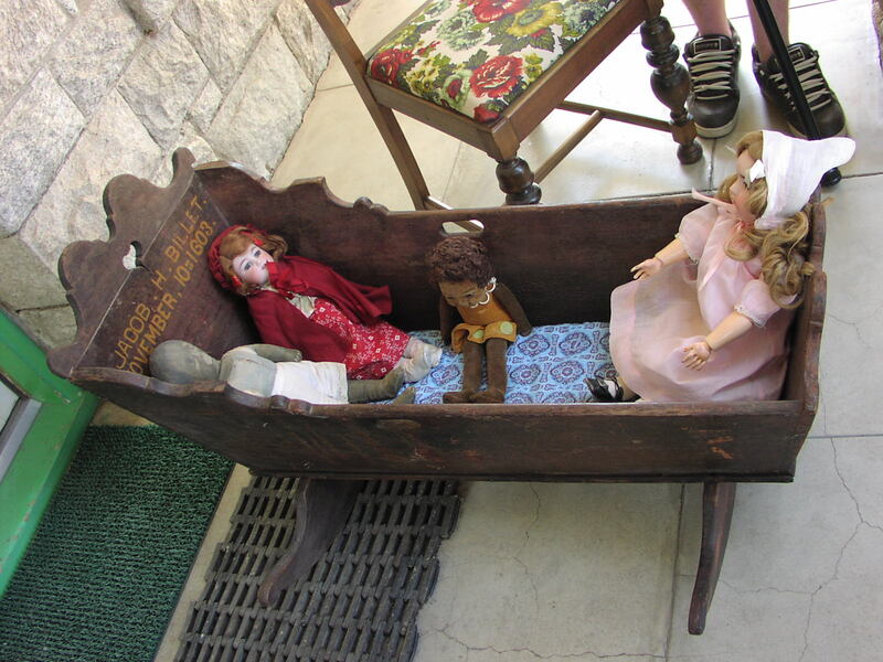 Heirloom Blum dolls and cradle
